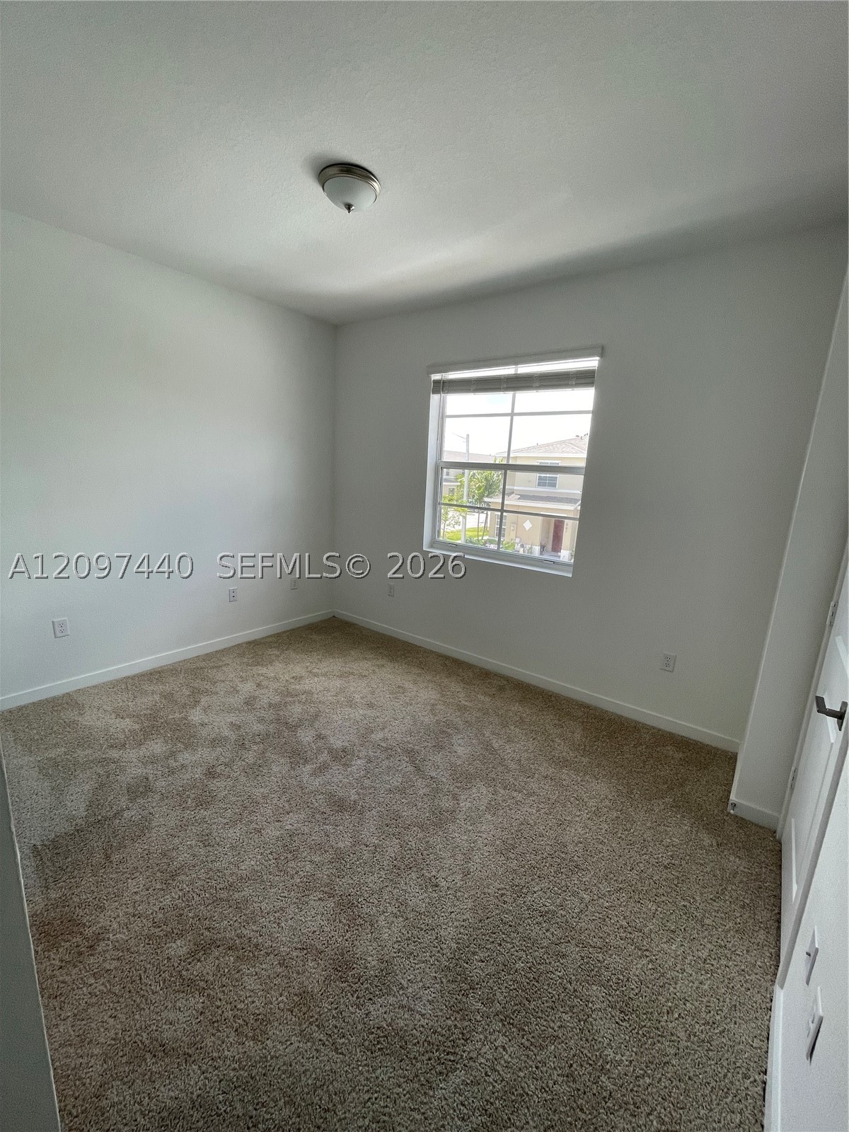 552 Ne 4th Ln 552 Property Photo 22
