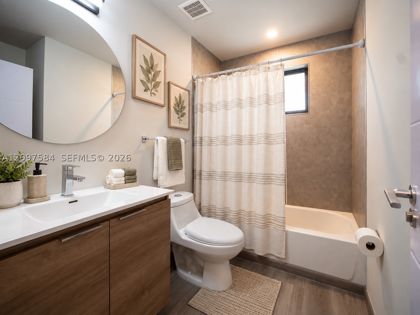 916 Nw 8th St 1 Property Photo 17