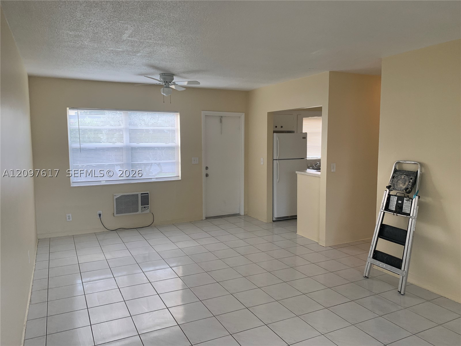 2220 Pierce St 1-4 Property Photo 5