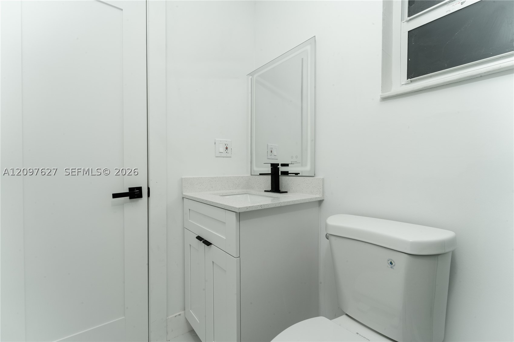 760 Nw 6th St Property Photo 13