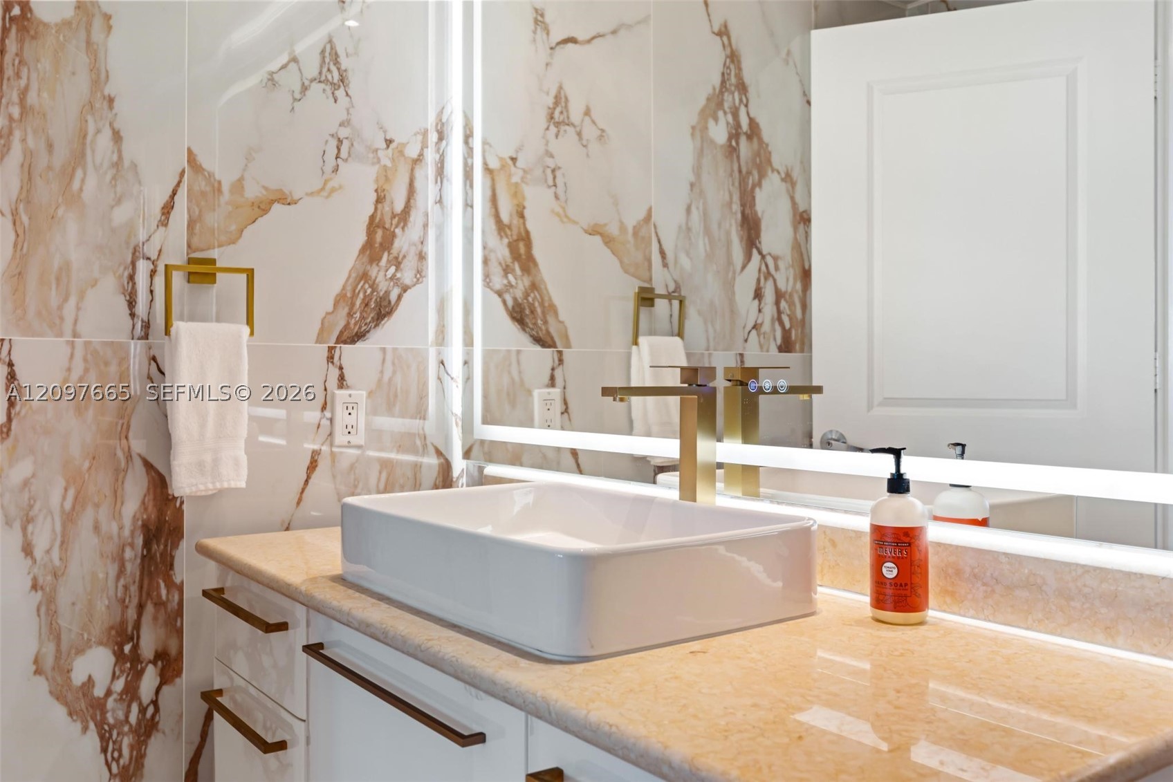 3101 S Ocean Drive 2605 Property Photo 17