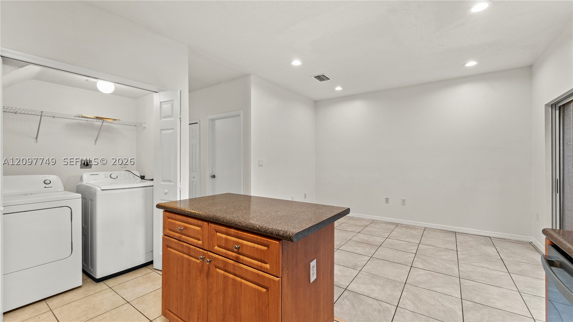 1685 Se 30th St Property Photo 18