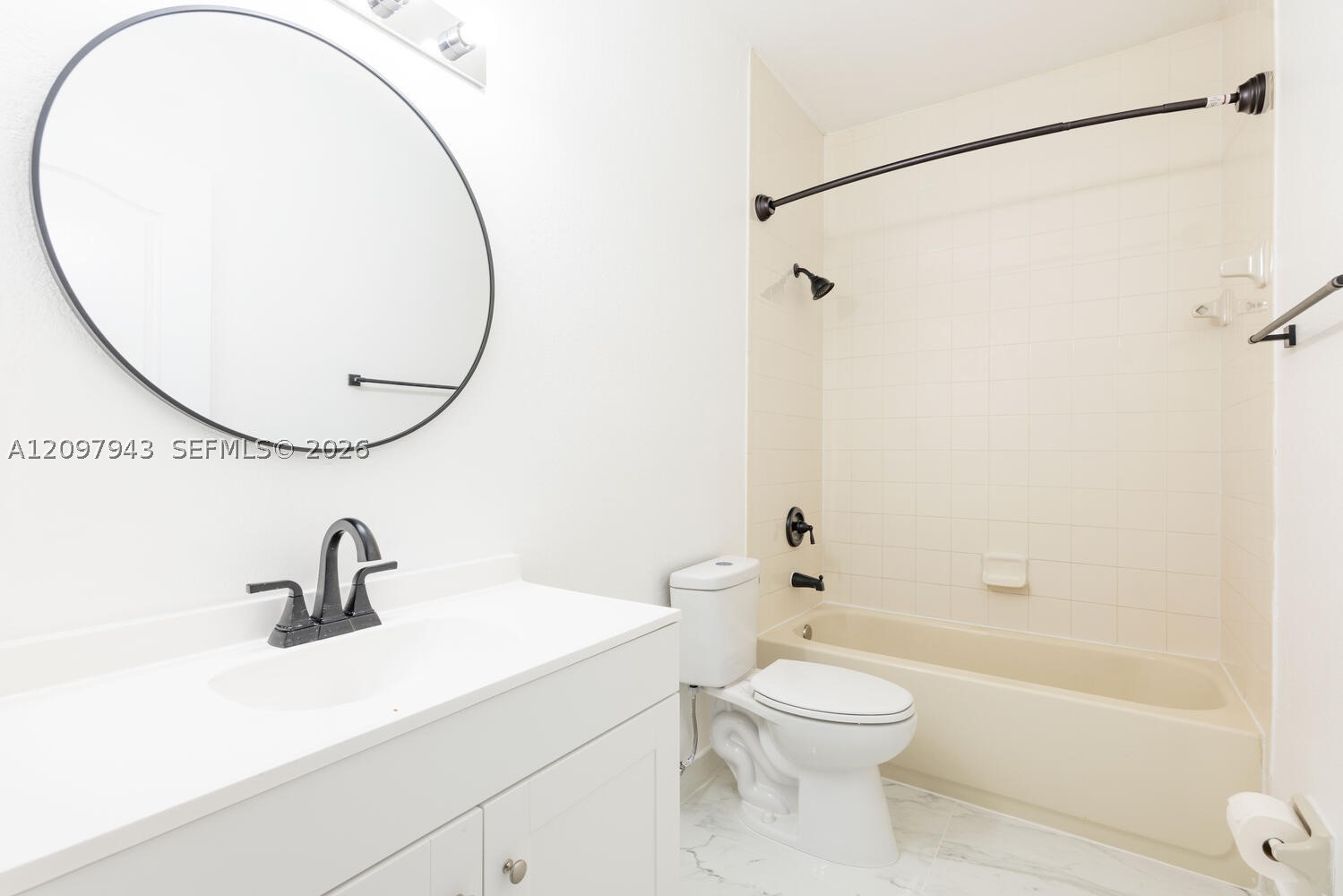 1663 Se 27th Dr 208 Property Photo 10