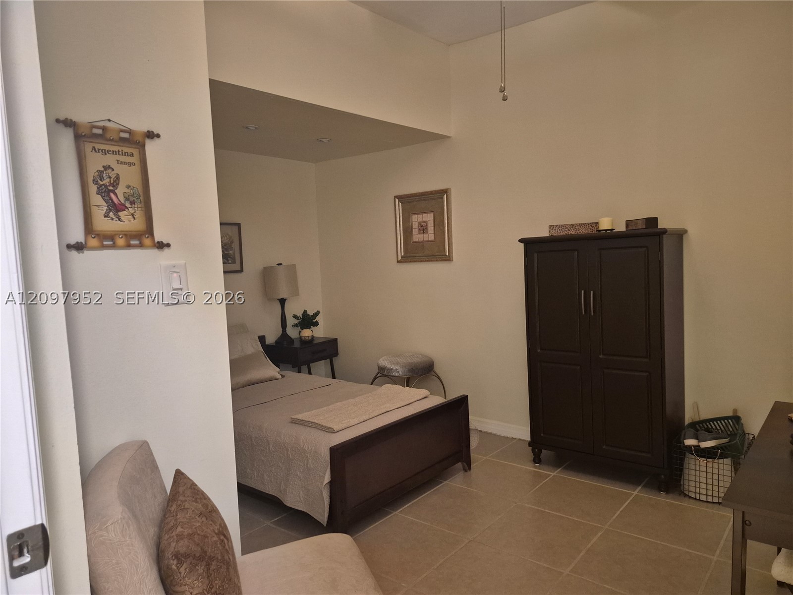 A12097952 Property Photo 6