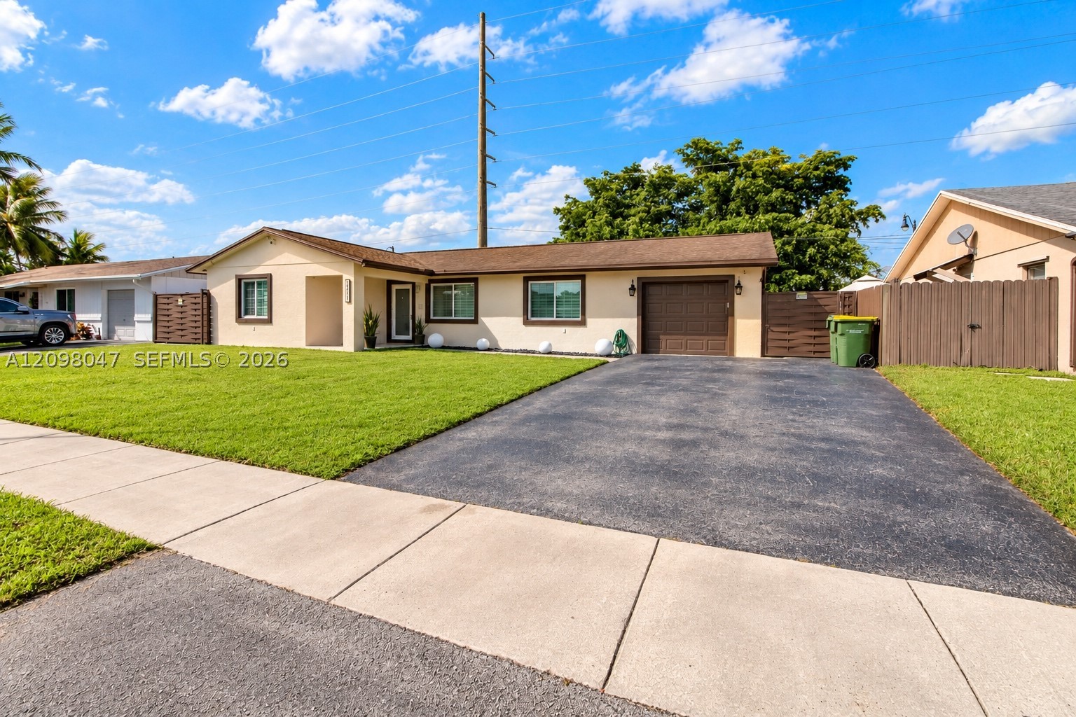 1711 N Anhinga Ln Property Photo 3