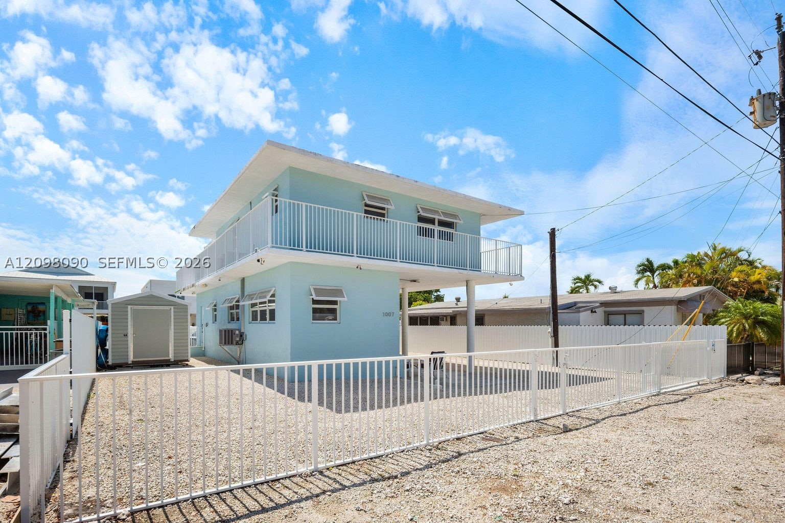 1007 Hialeah Ln Property Photo 5