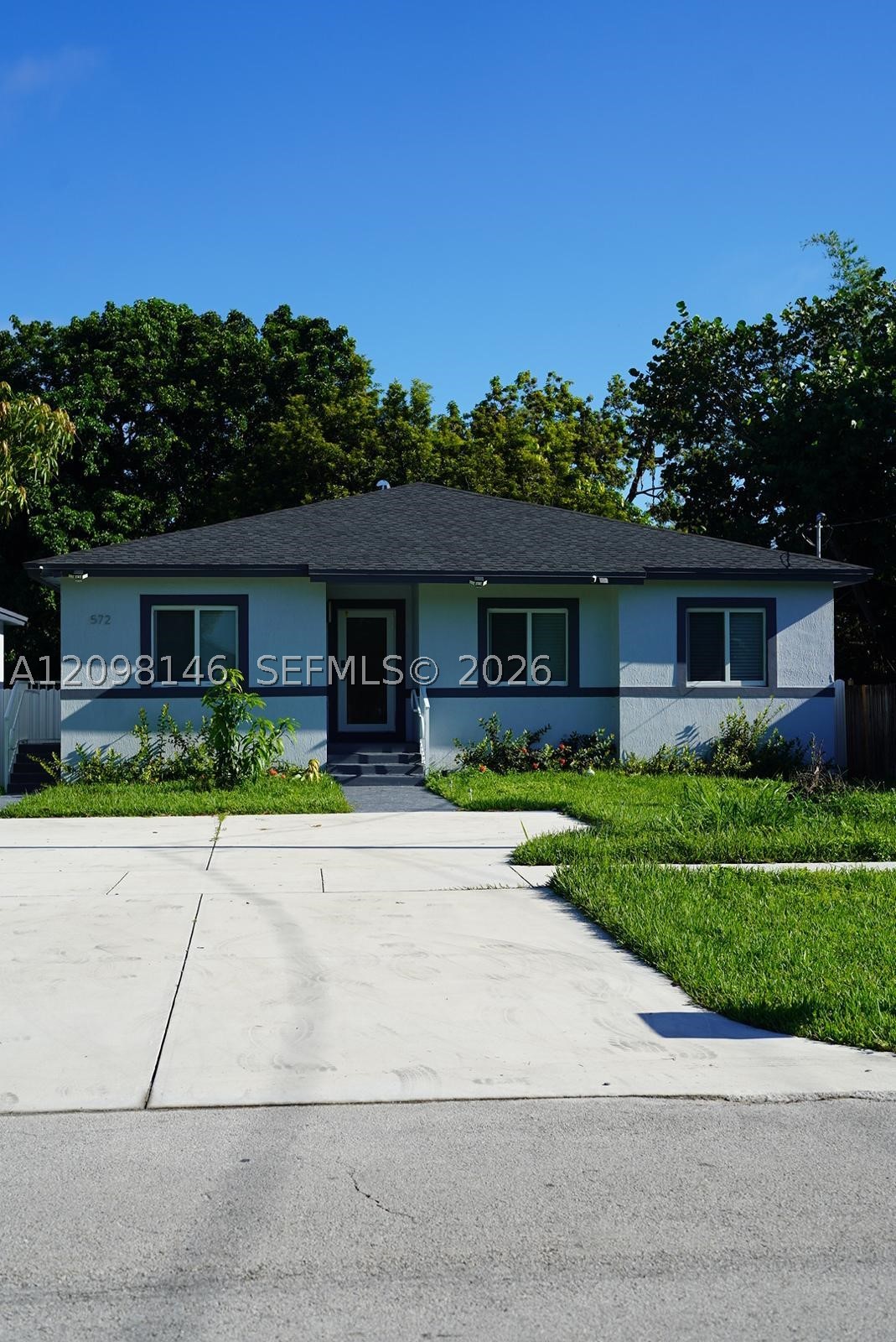 A12098146 Property Photo 1