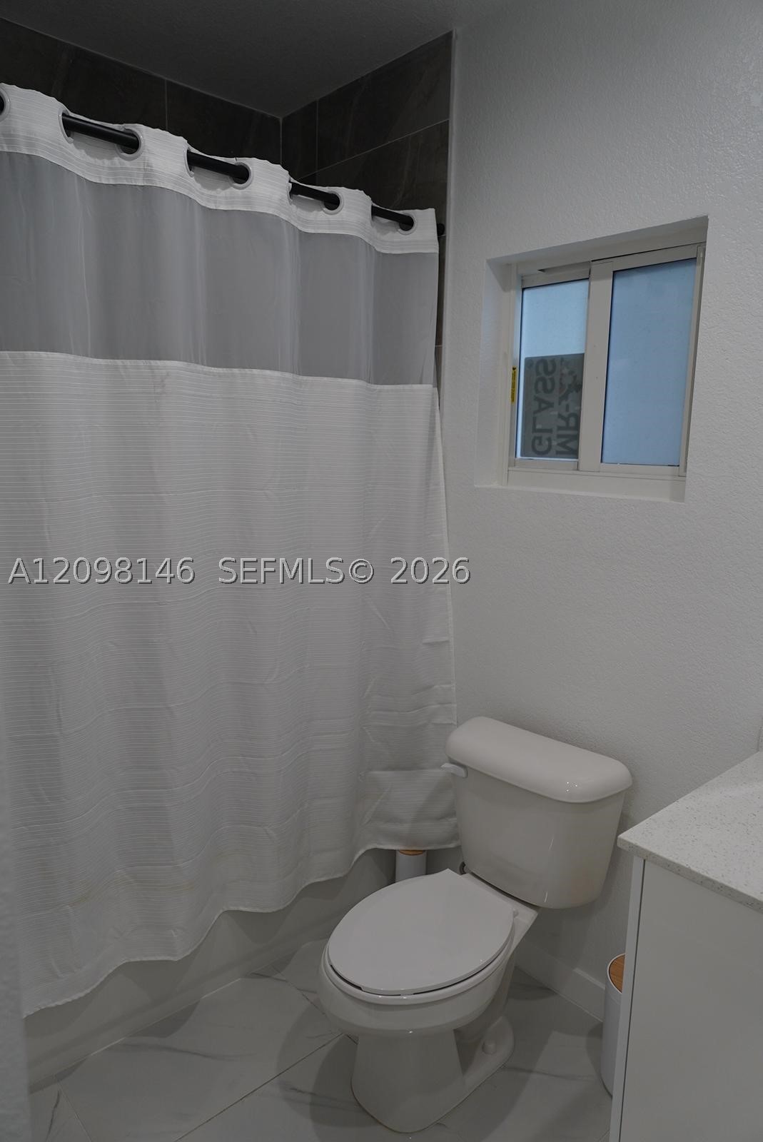 A12098146 Property Photo 17