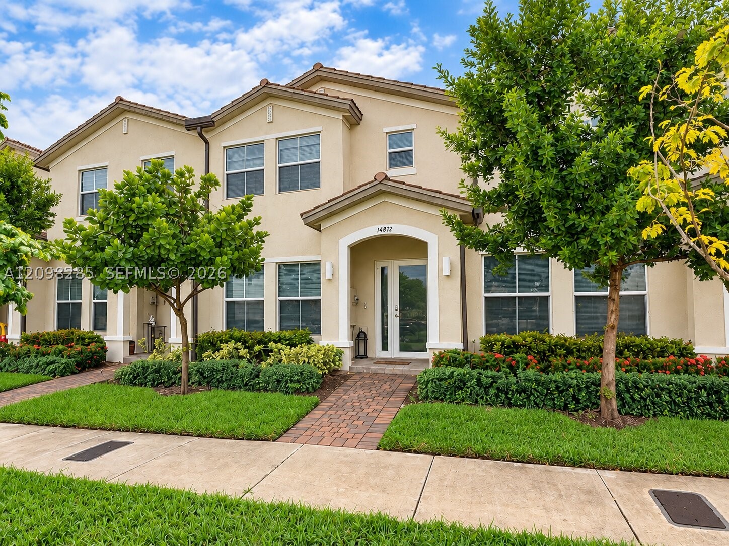 A12098285 Property Photo 1