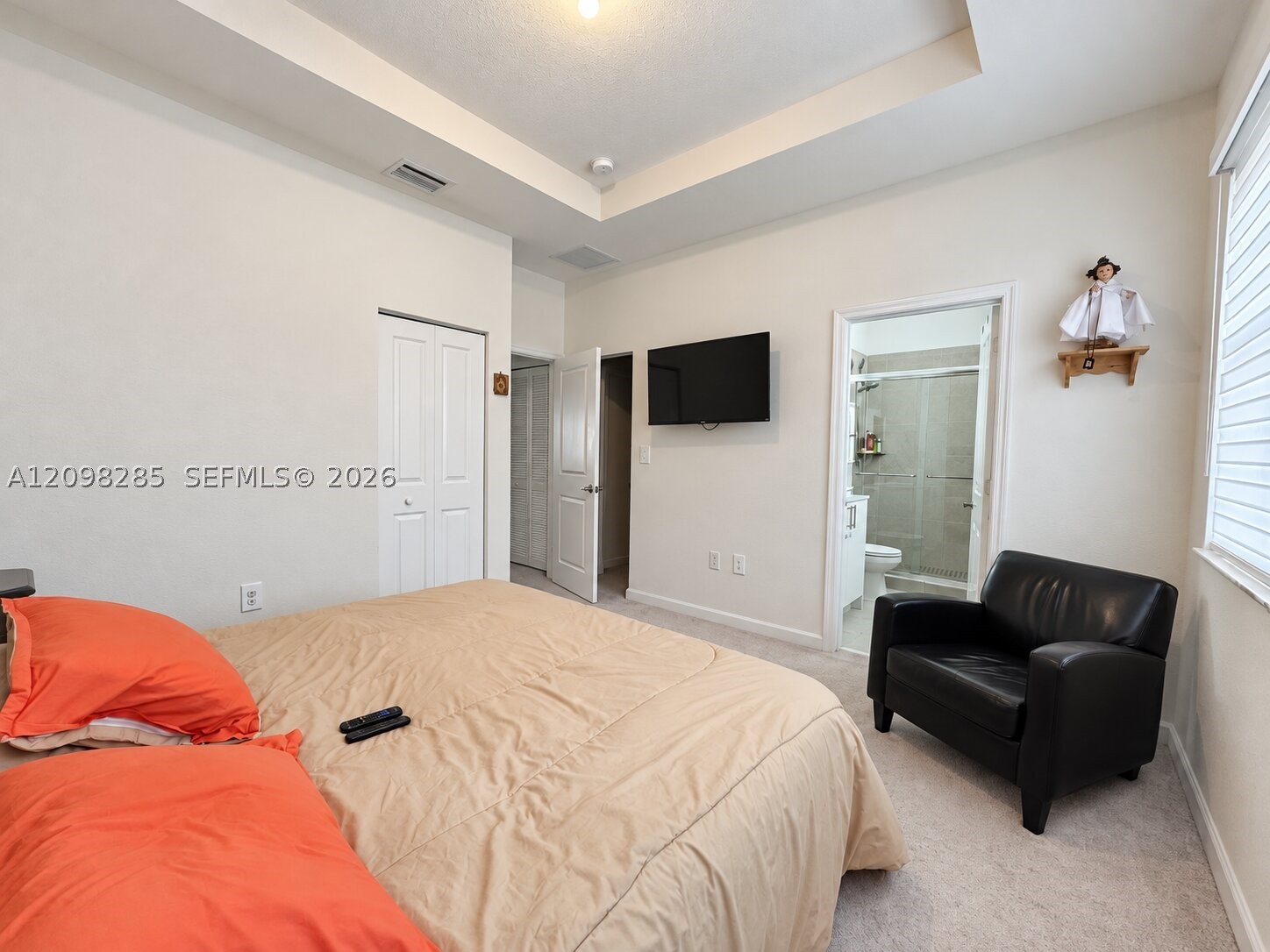 A12098285 Property Photo 6