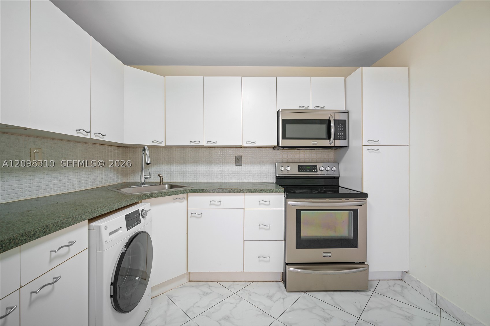 2750 Ne 183rd St Ph06 Property Photo 12