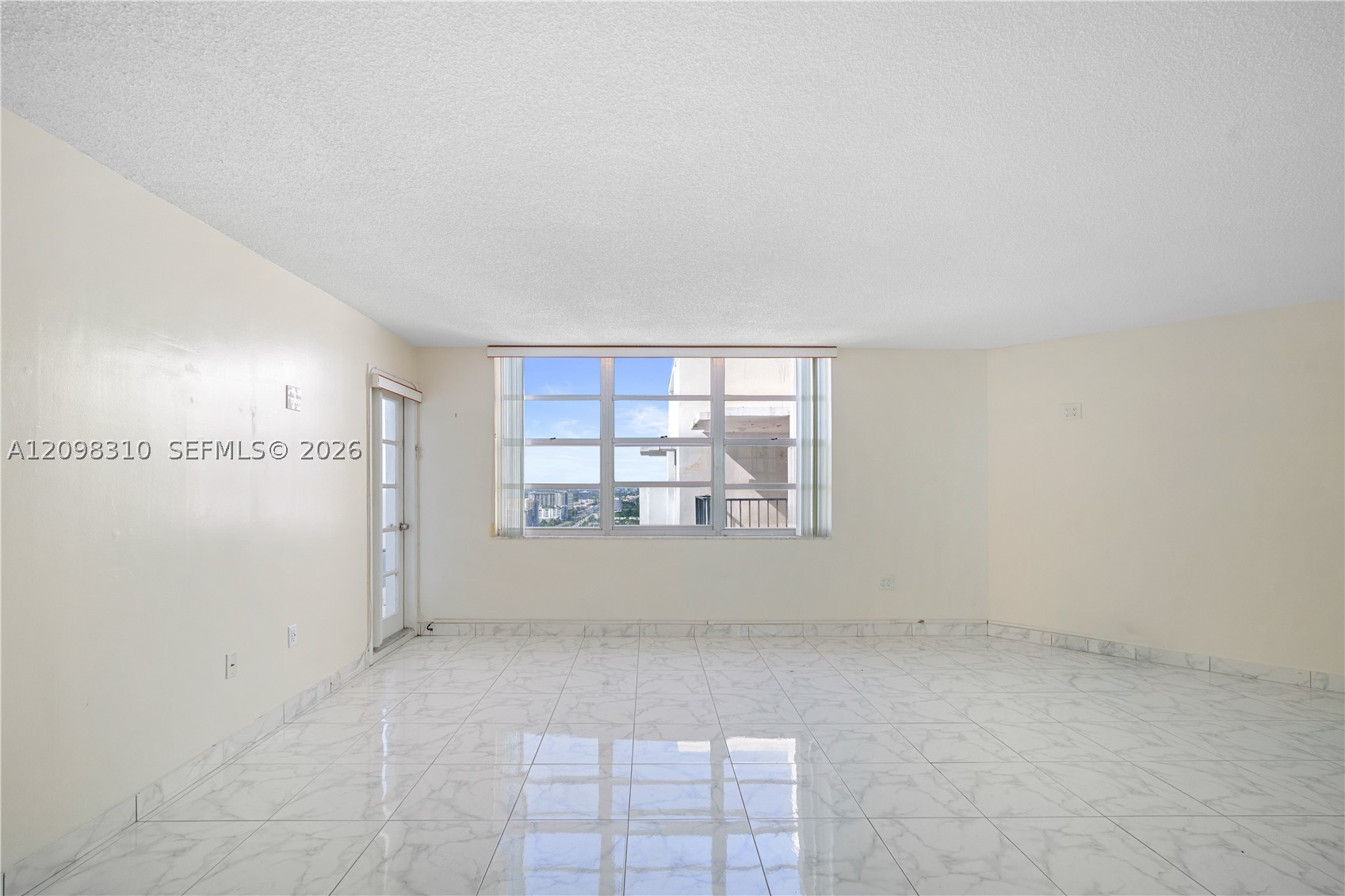 2750 Ne 183rd St Ph06 Property Photo 15