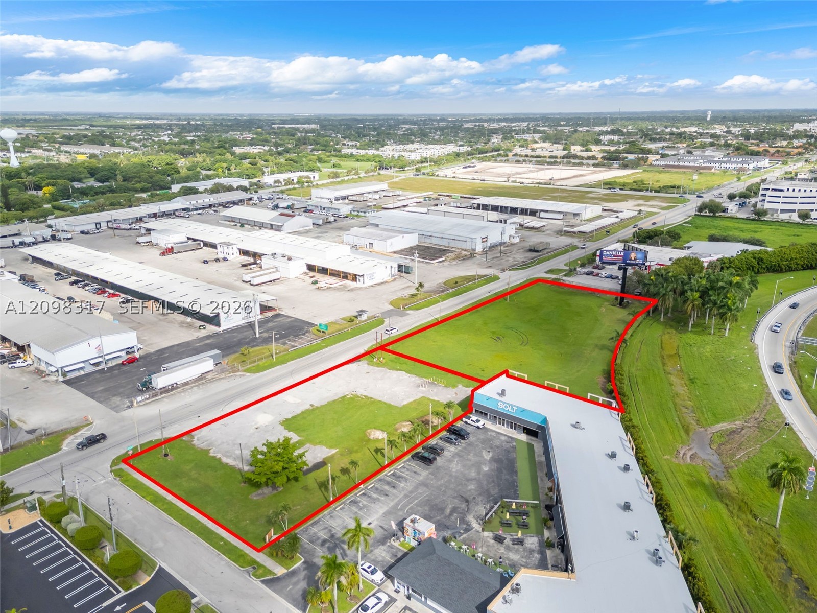 Krome Property Photo 12