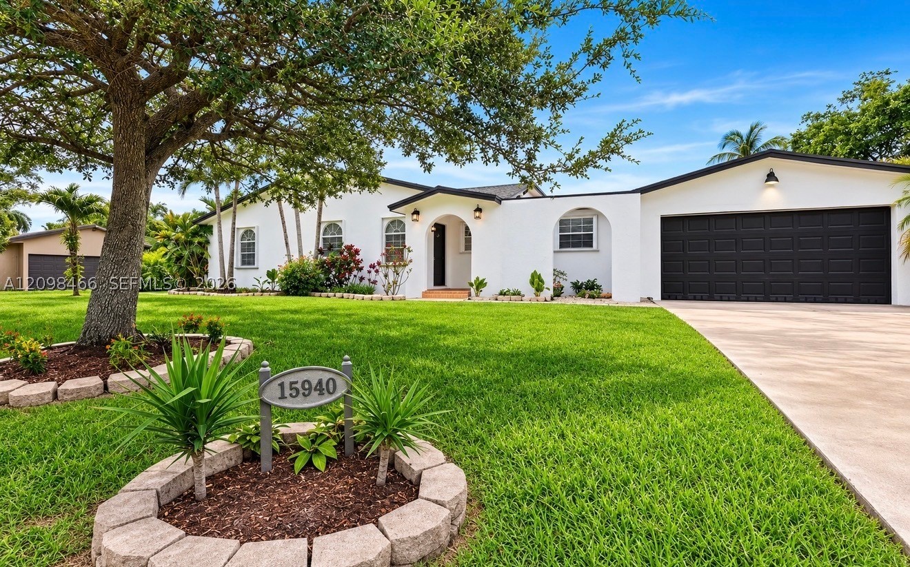 A12098466 Property Photo 1