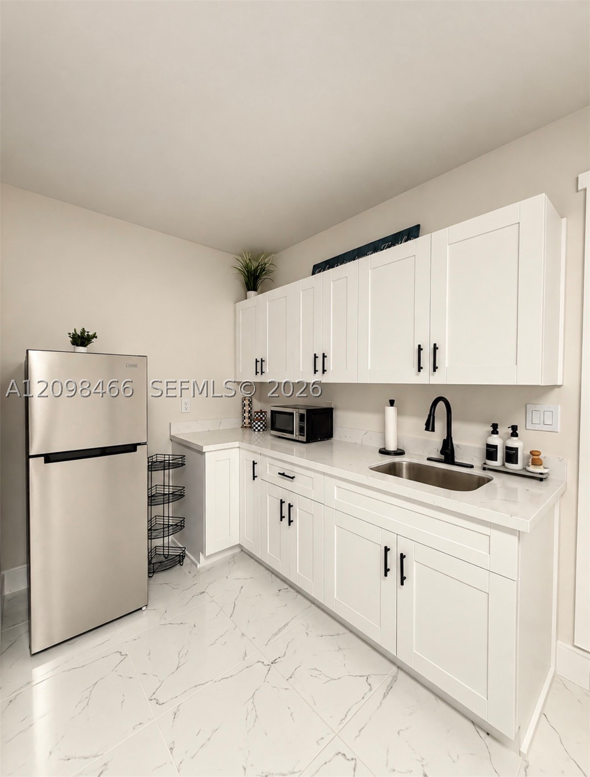 A12098466 Property Photo 13
