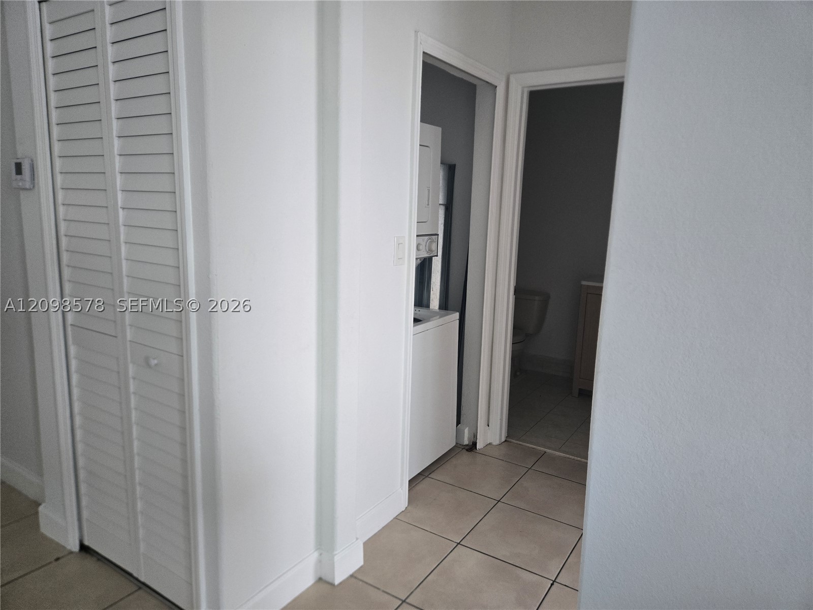 1661 Se 29th Ct 203 Property Photo 5