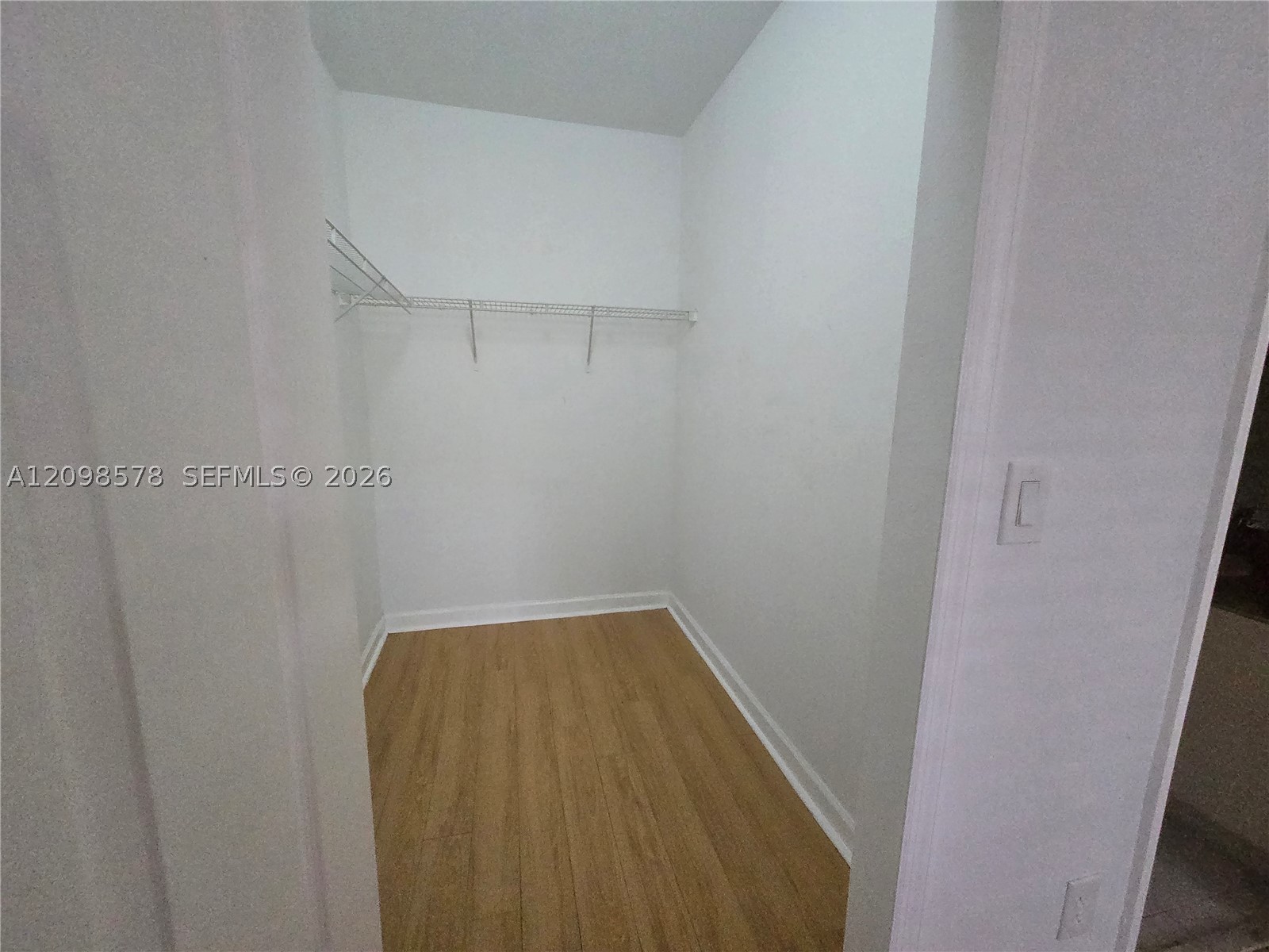 1661 Se 29th Ct 203 Property Photo 13