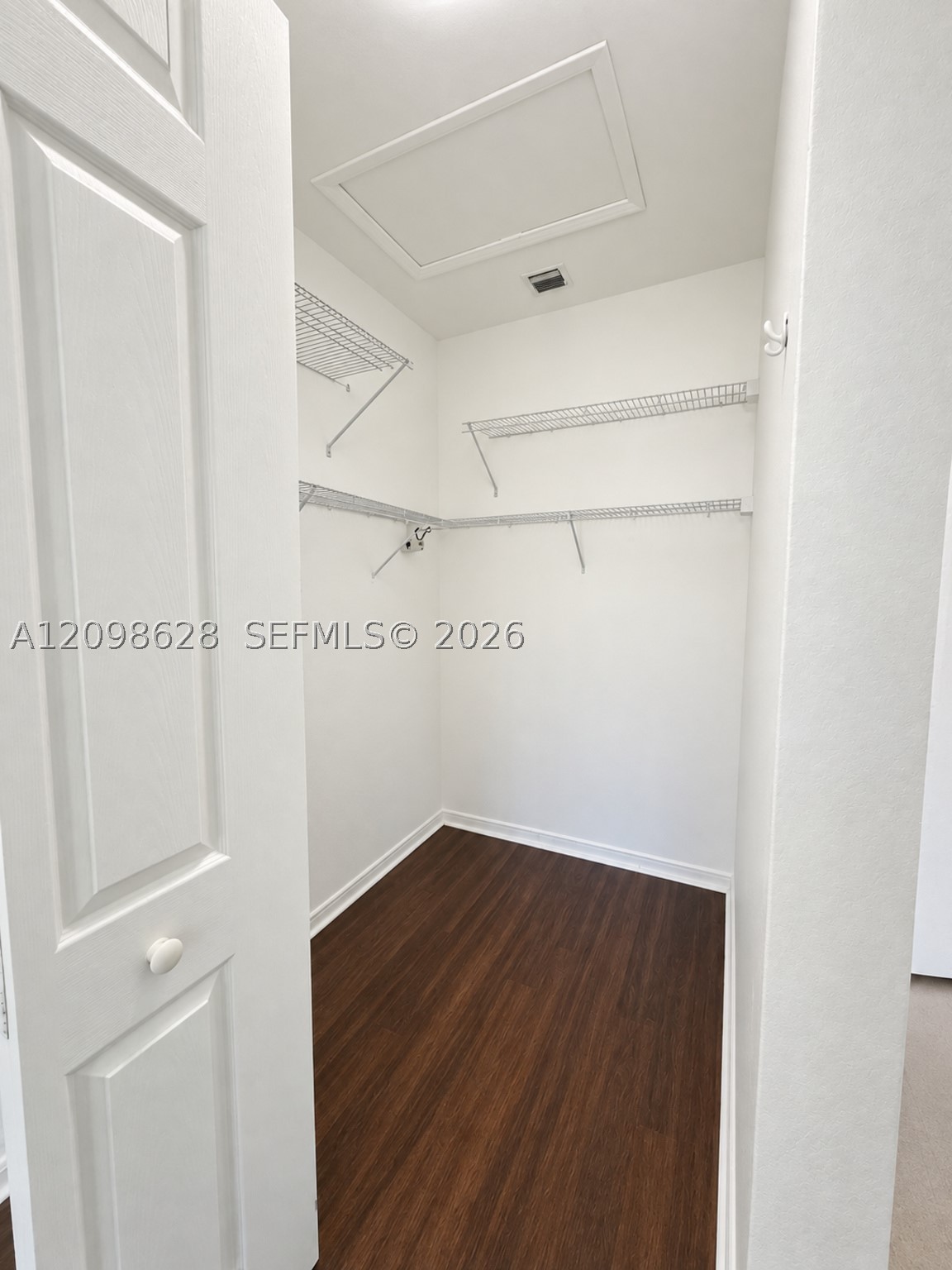 2365 Ne 42nd Cir Property Photo 18