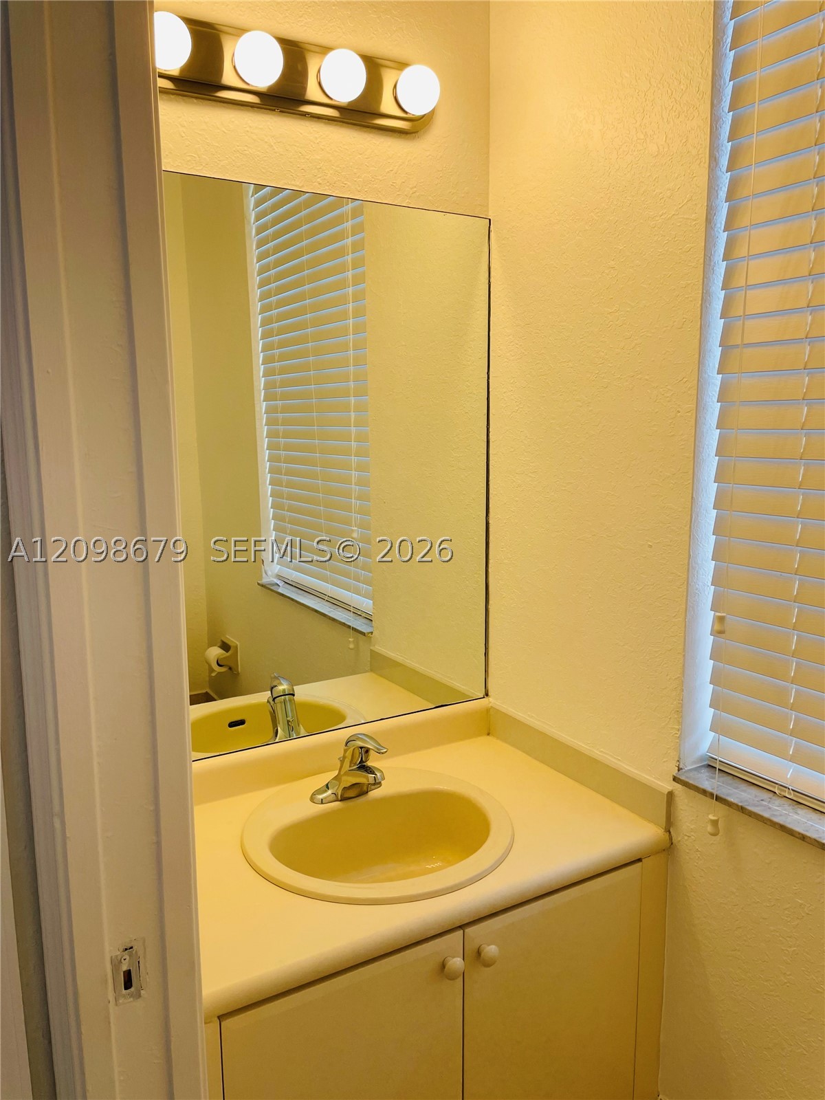 2847 Se 15th Rd 80 Property Photo 8