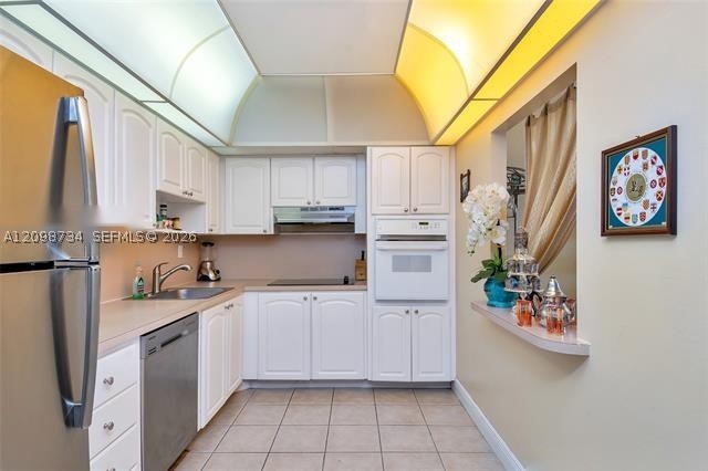 19390 Collins Ave 1624 Property Photo 4