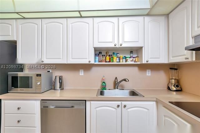 19390 Collins Ave 1624 Property Photo 5