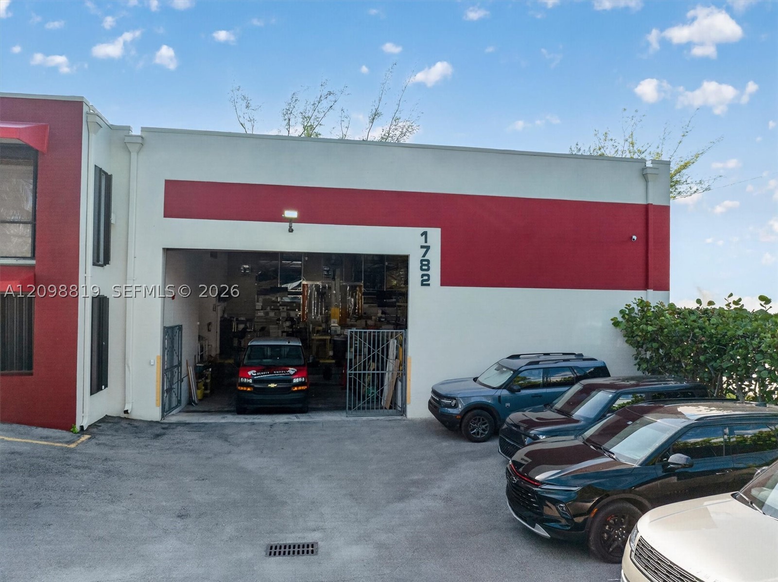 1780 Nw 93rd Ave Property Photo 6
