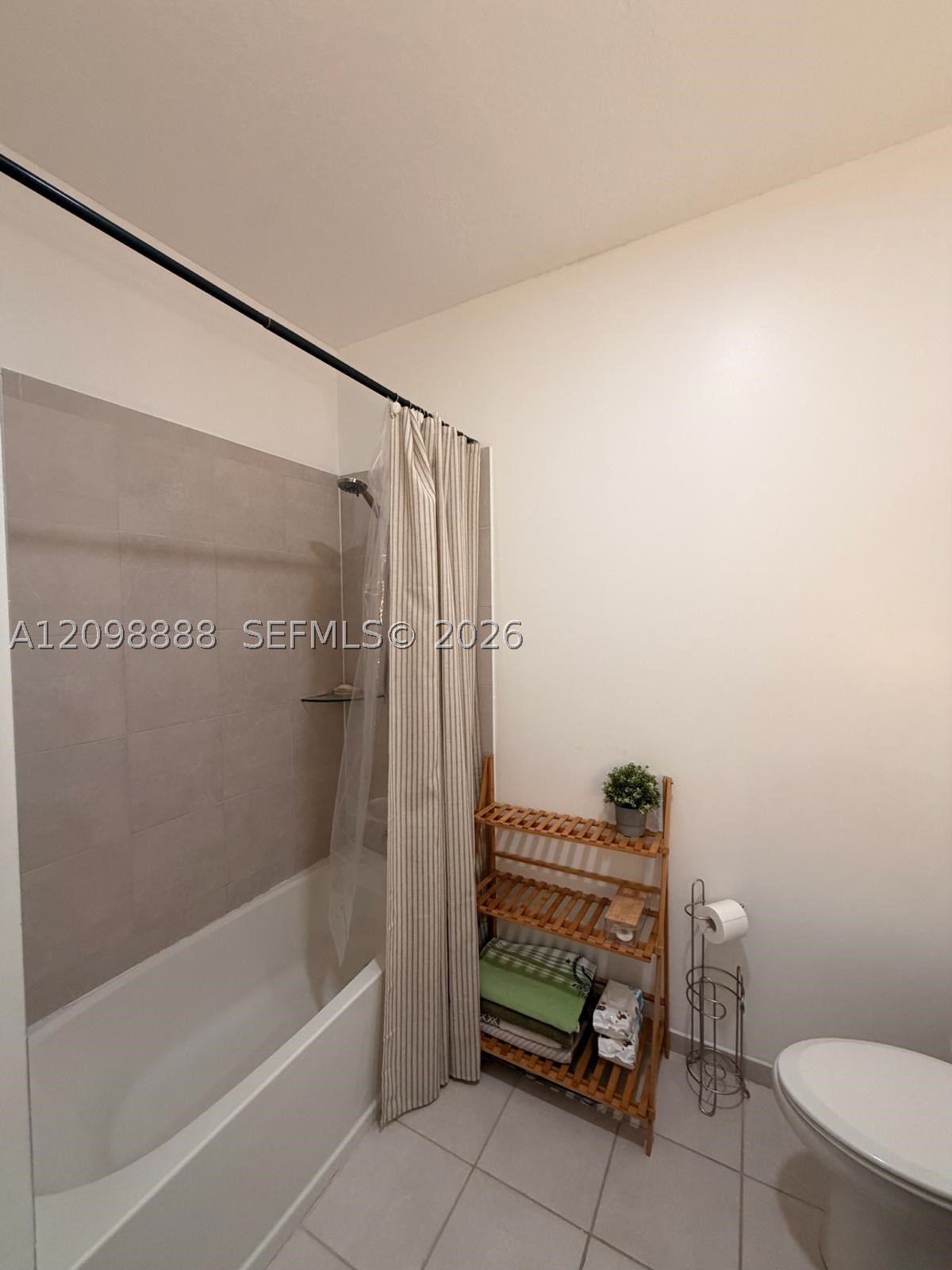 1324 Se 26th Ter 1324 Property Photo 38