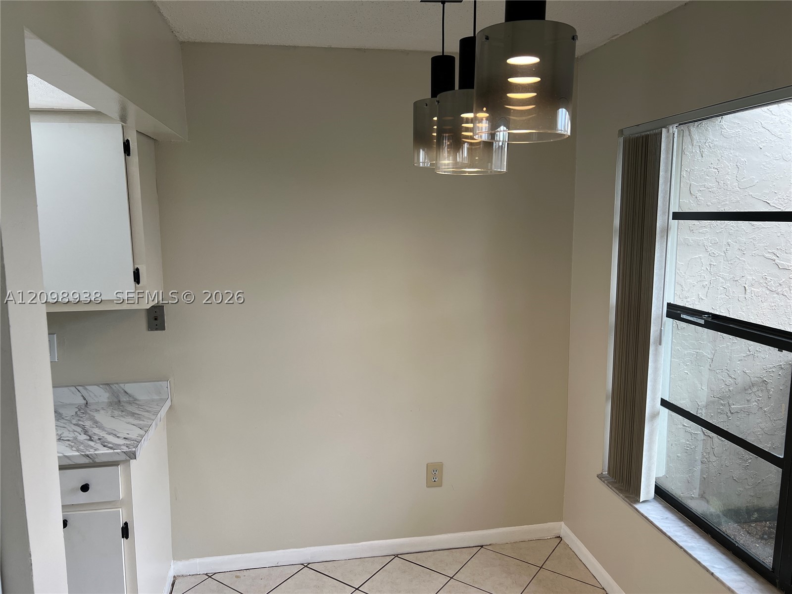 1272 Sandpiper Blvd . Property Photo 7