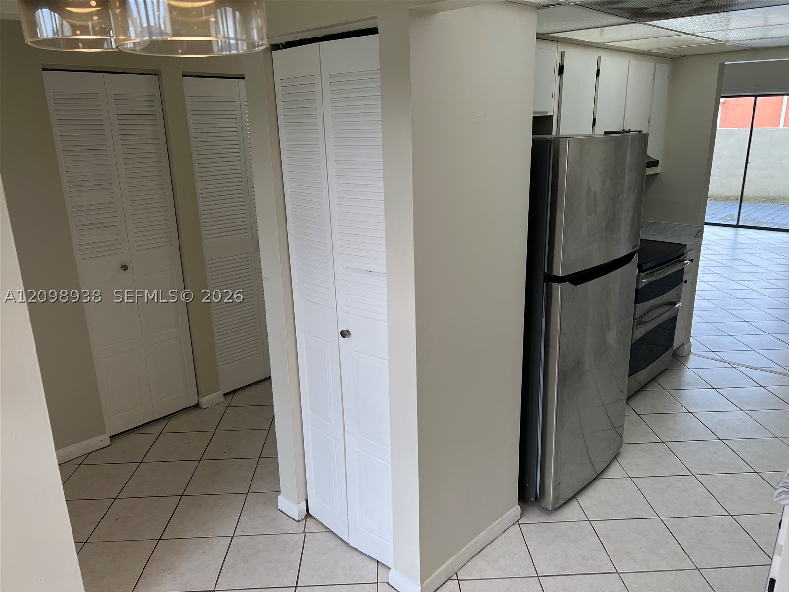 1272 Sandpiper Blvd . Property Photo 8