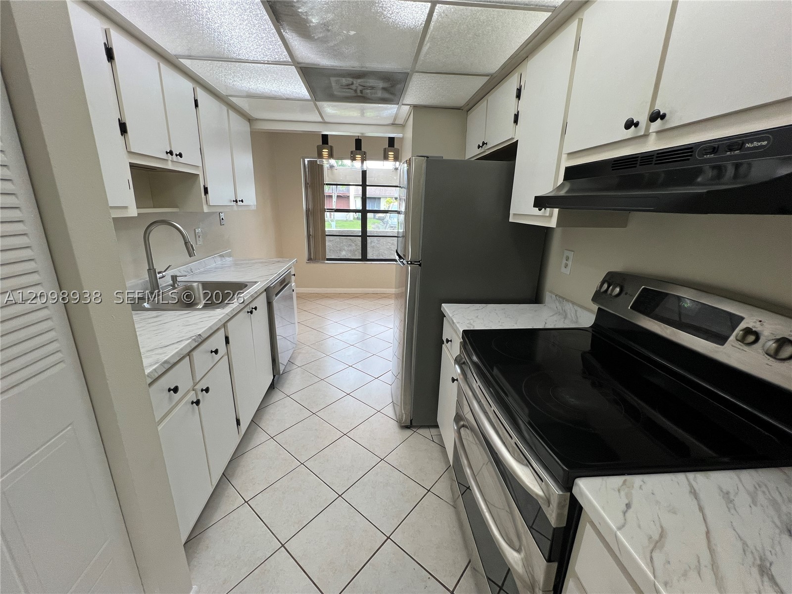 1272 Sandpiper Blvd . Property Photo 13