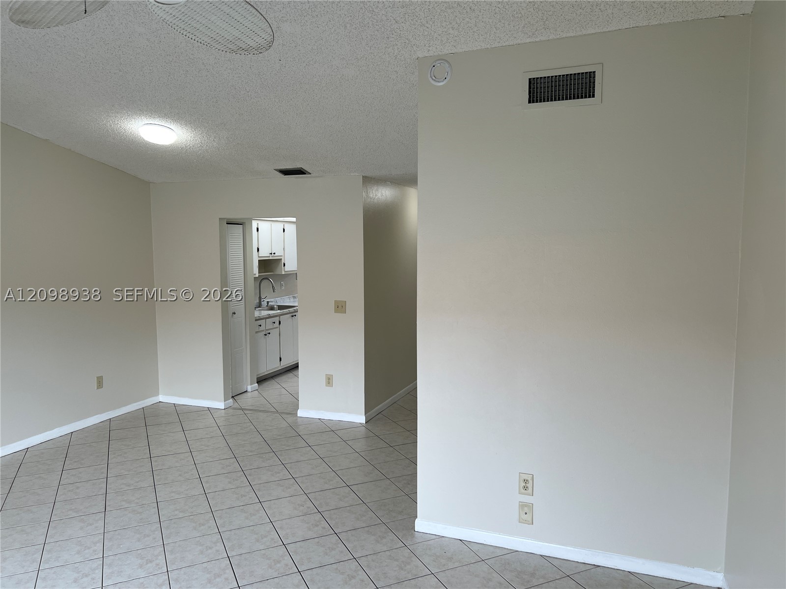 1272 Sandpiper Blvd . Property Photo 21