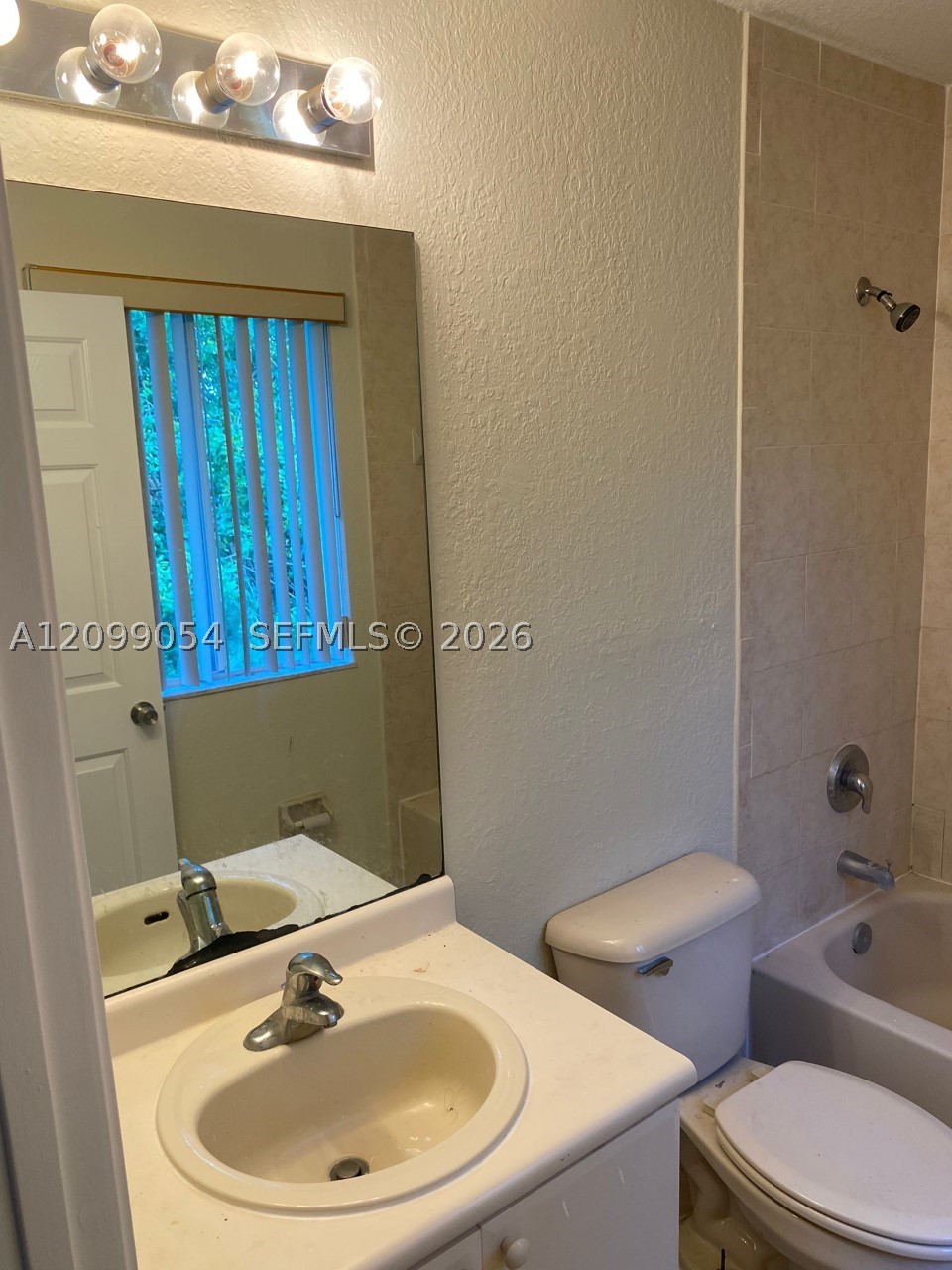 1519 Se 24th Ct 238 Property Photo 13