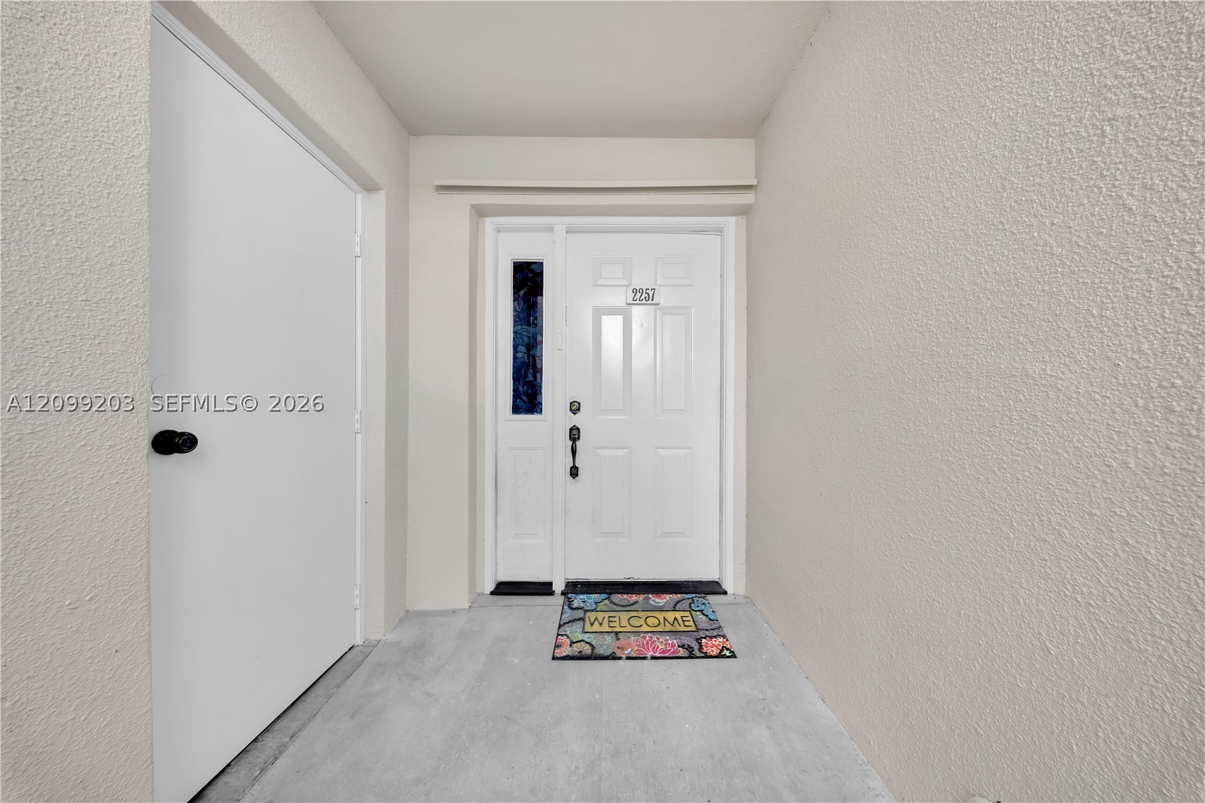 2257 Se 27th Dr 103-e Property Photo 2