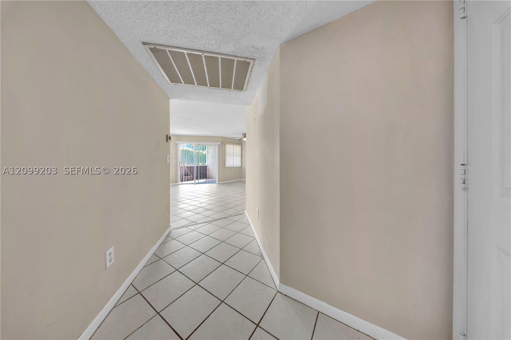 2257 Se 27th Dr 103-e Property Photo 3