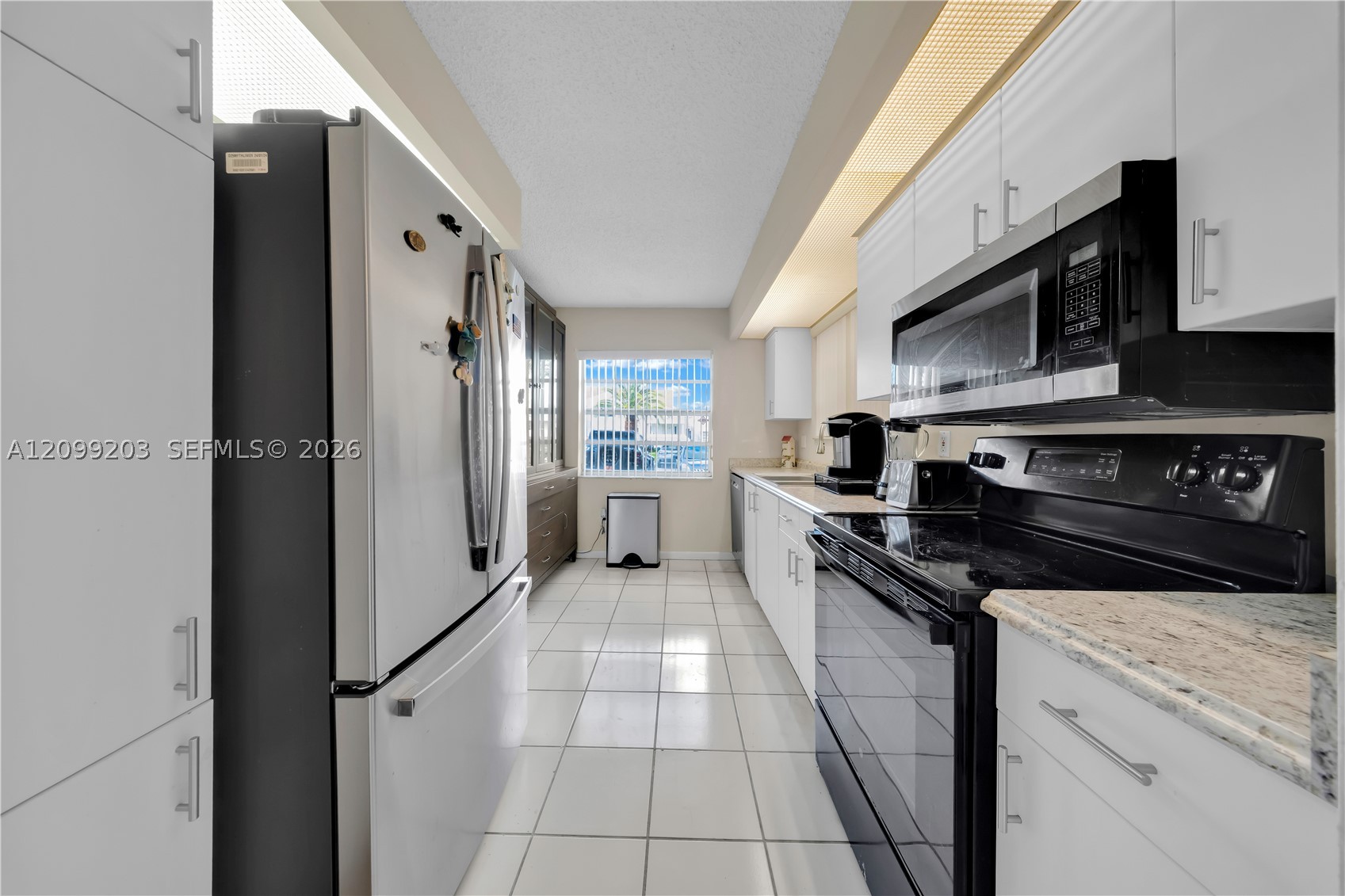 2257 Se 27th Dr 103-e Property Photo 10