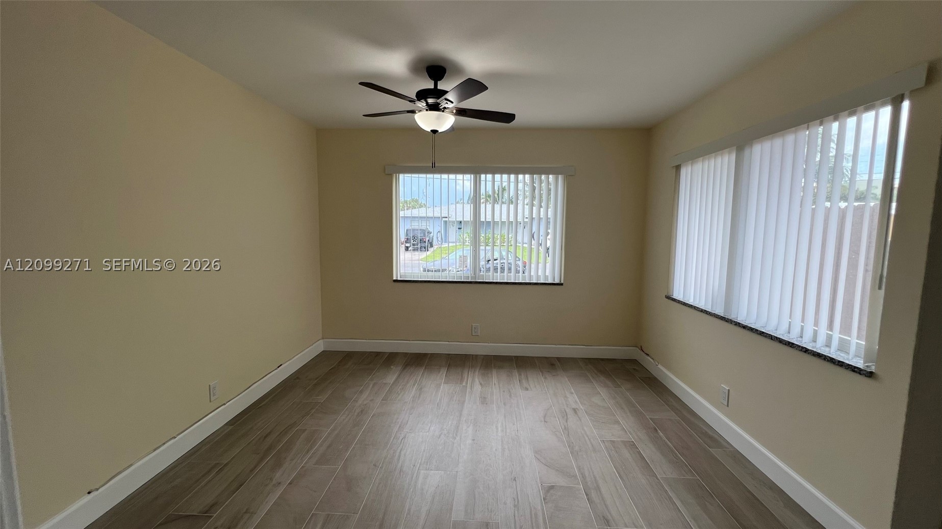 2561 Ne 10th Ct 2561 Property Photo 10