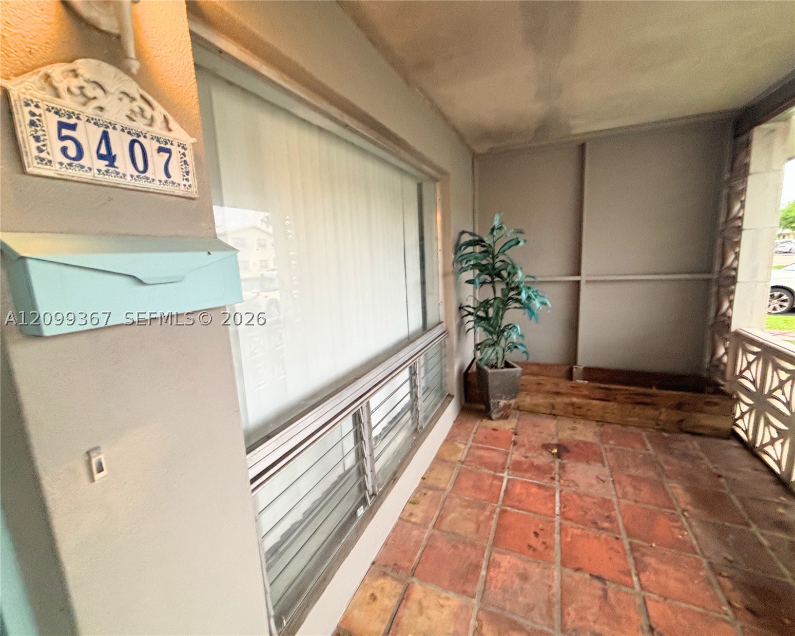 5407 Ne 22nd Ter 5407 Property Photo 3