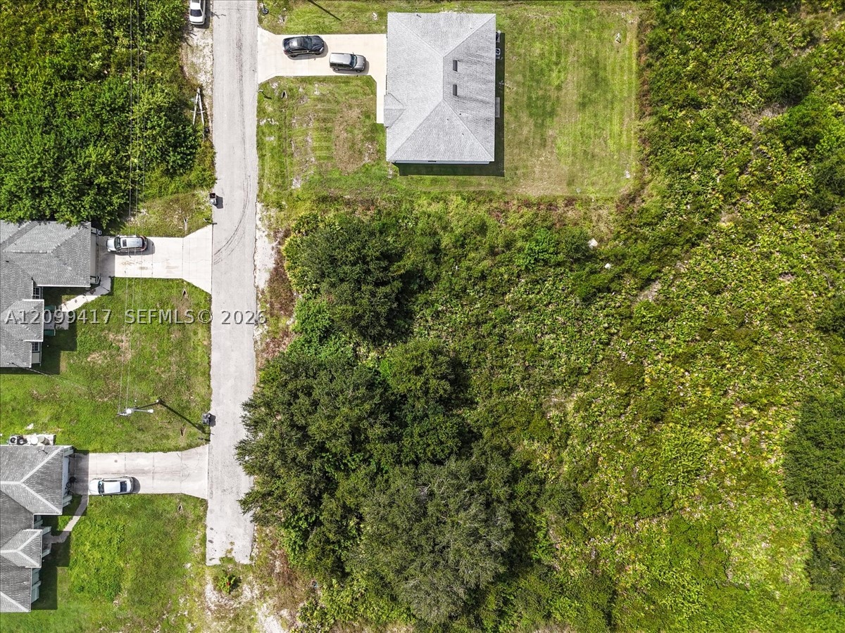 3702 25 St Sw Property Photo 8