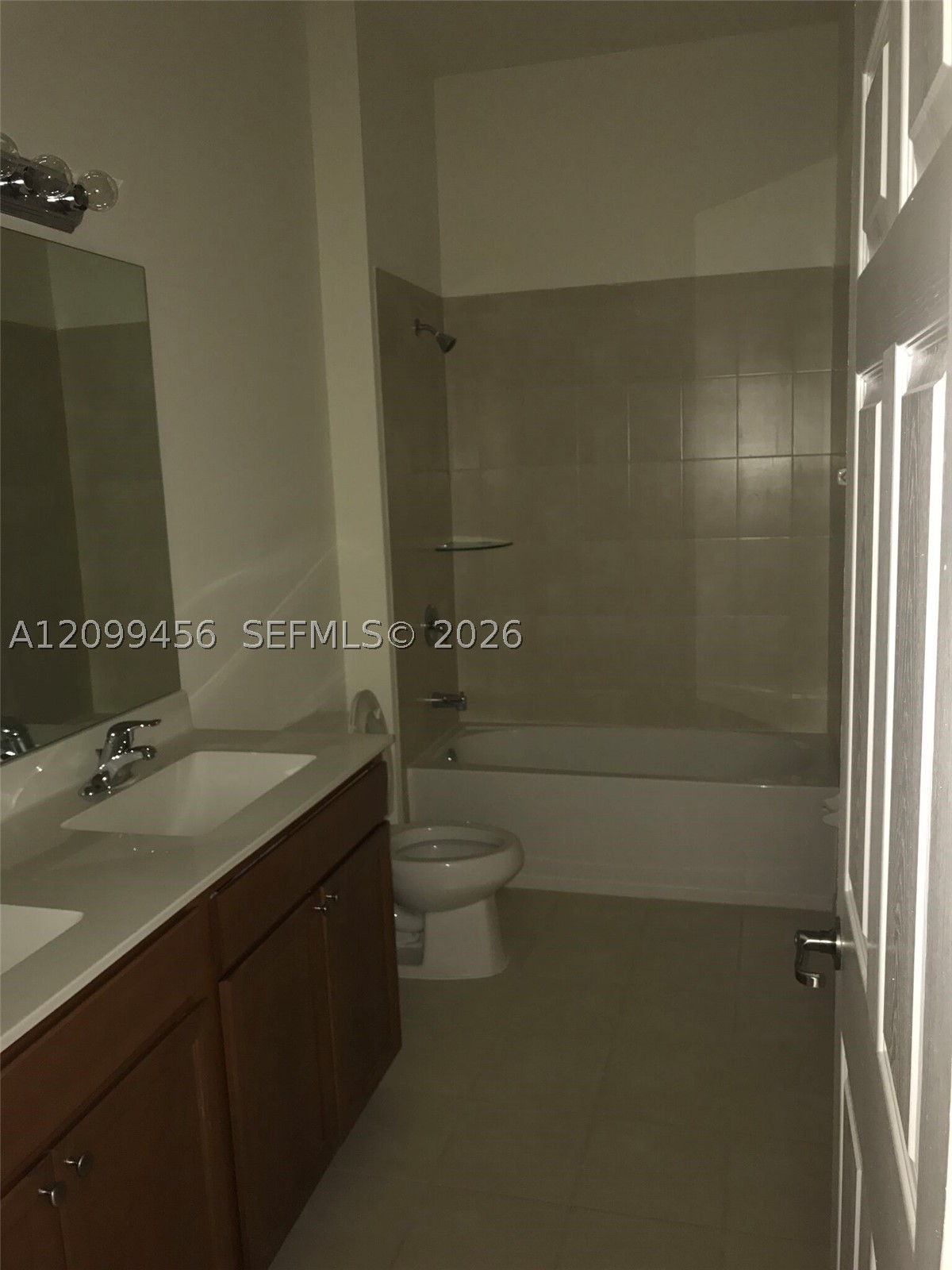 3452 Se 2nd Dr Property Photo 8