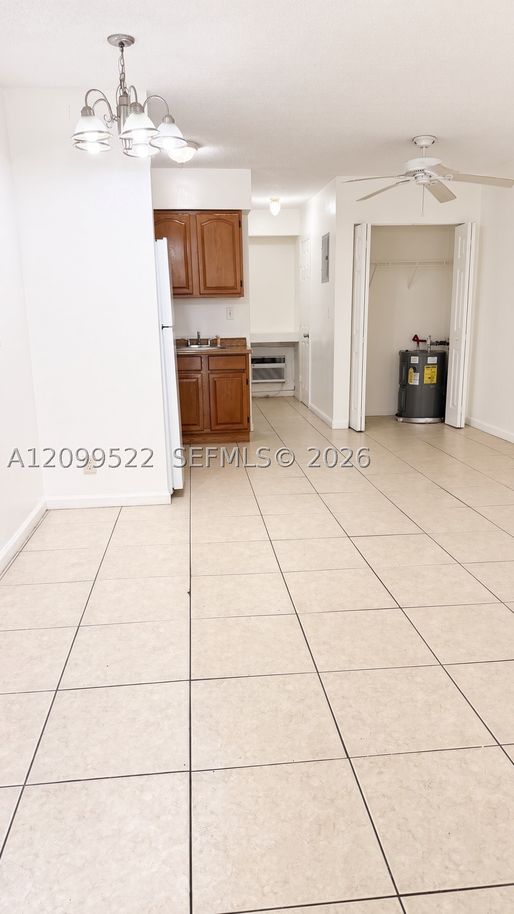 978 SW 10th Dr 20 Property Photo 1