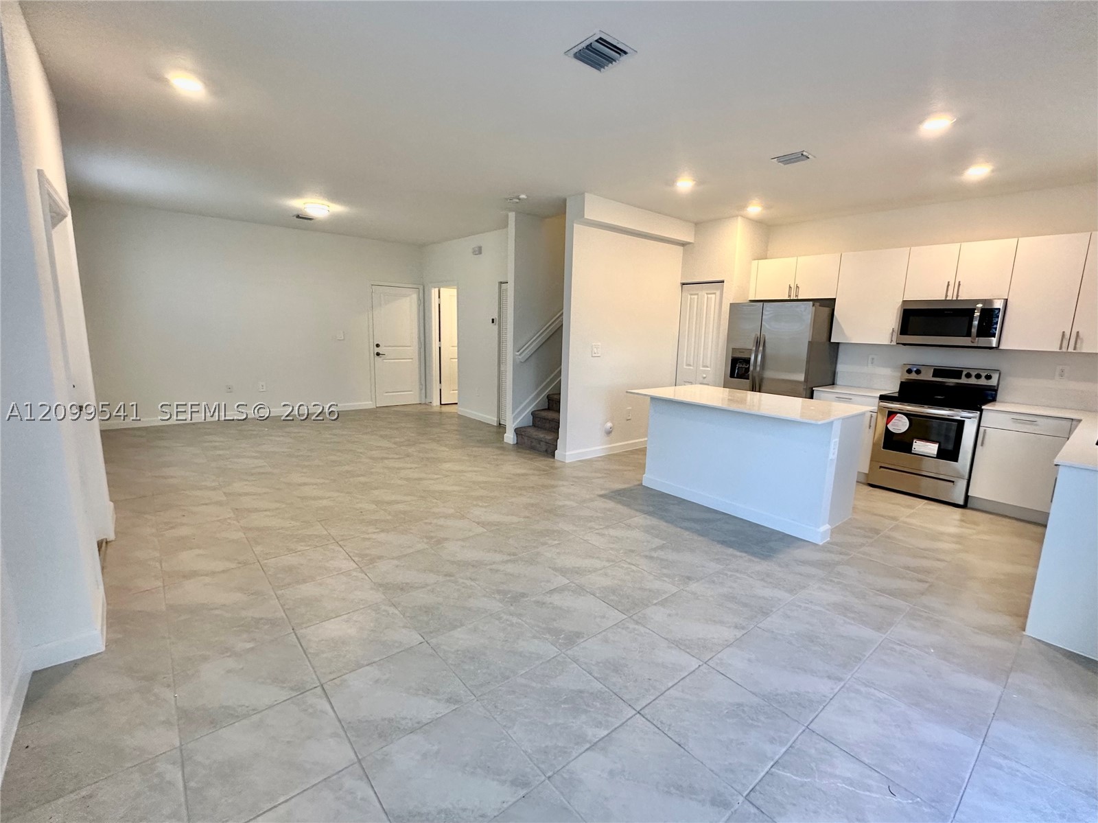 13030 Sw 232nd Ter Property Photo 2