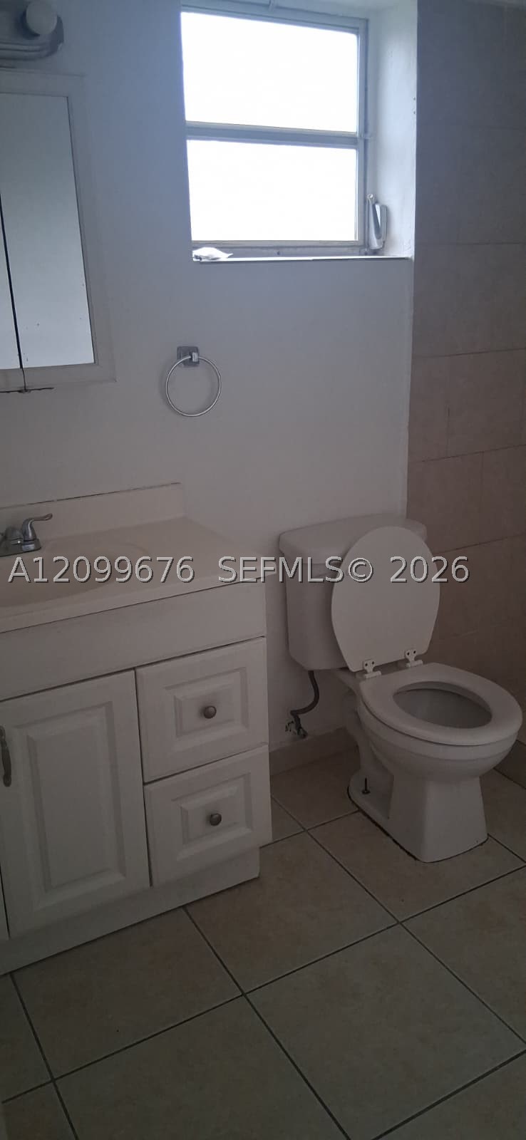 2332 Fillmore St 1 Property Photo 10