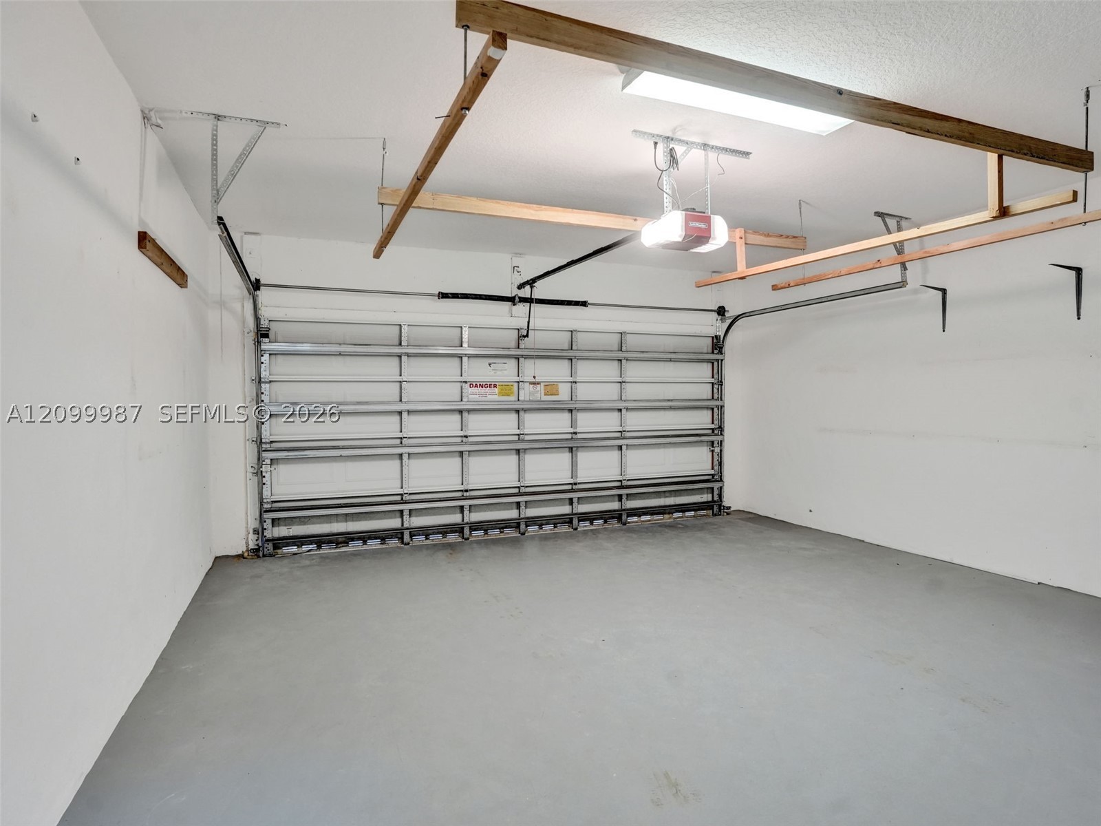 6928 Pisano Dr Property Photo 14