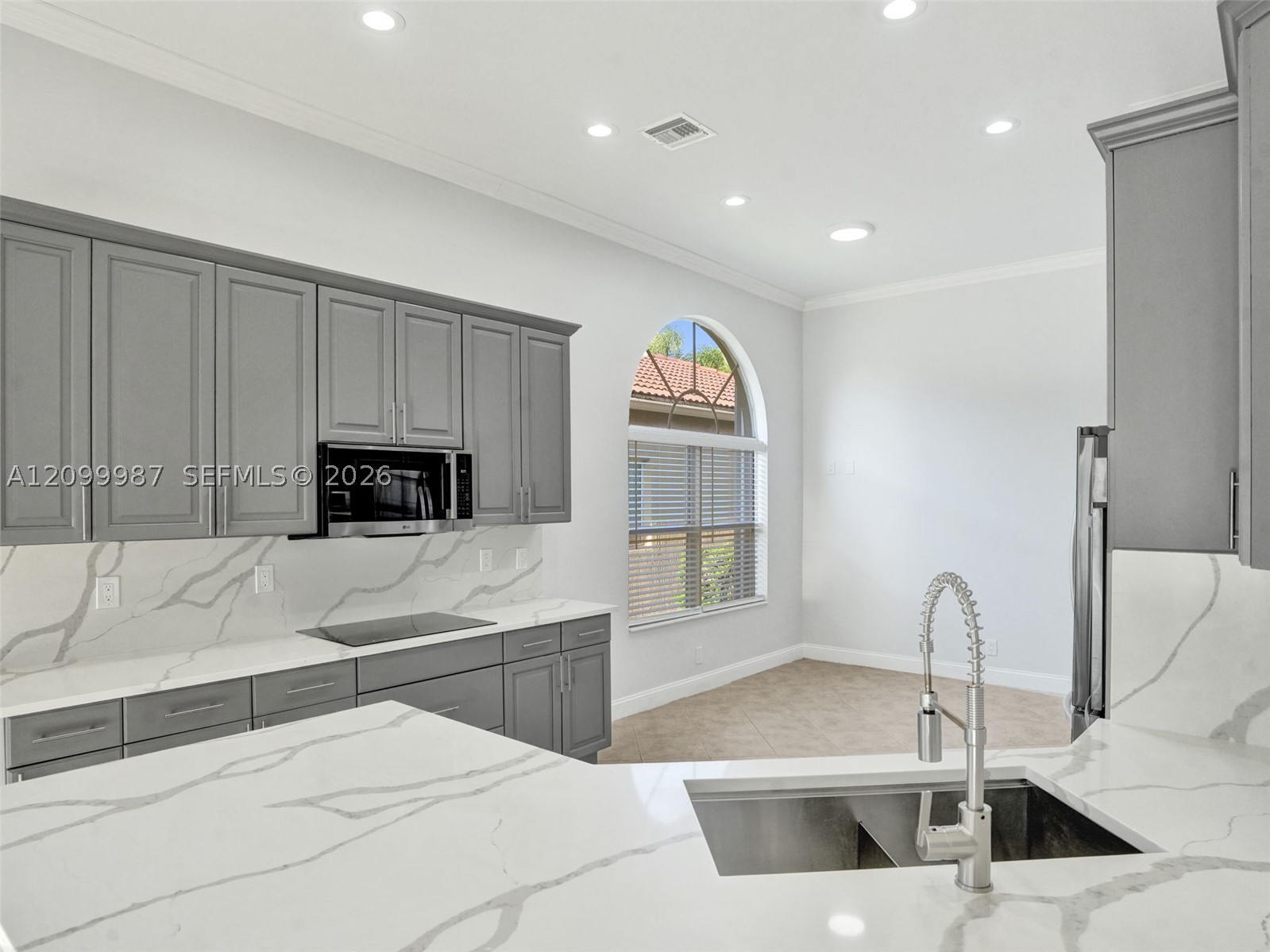 6928 Pisano Dr Property Photo 24