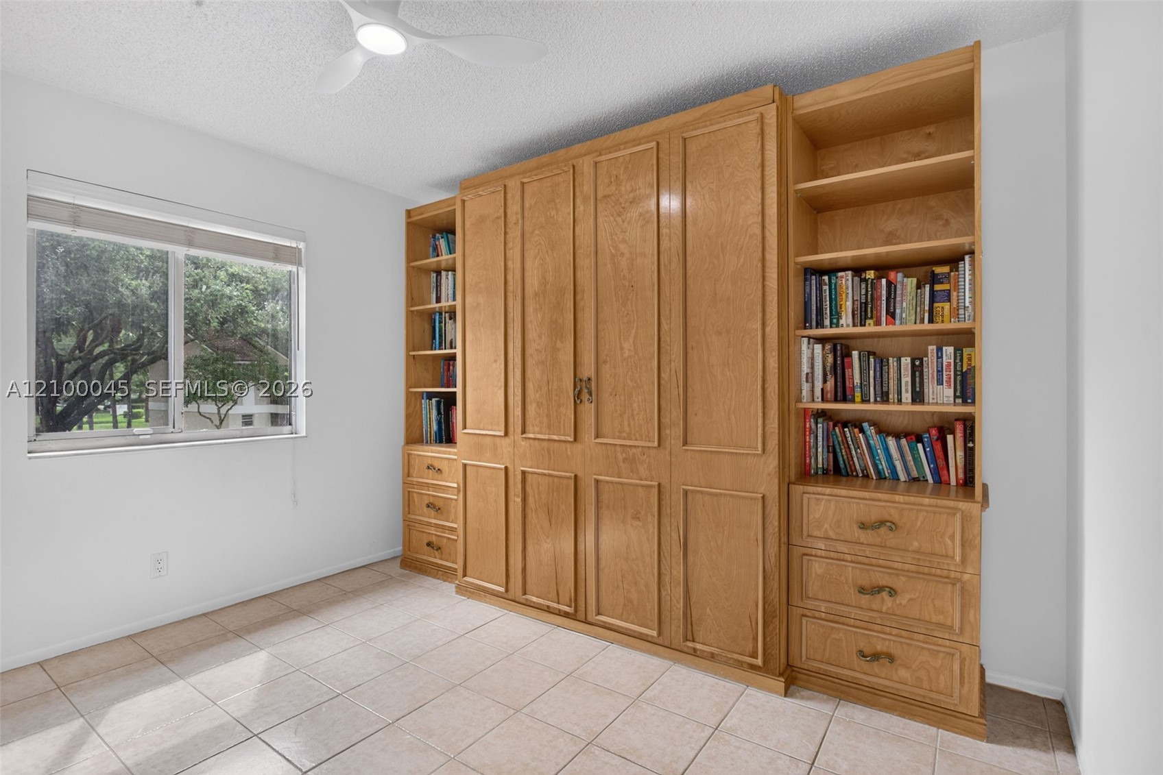 503 Gardens Dr 201 Property Photo 12