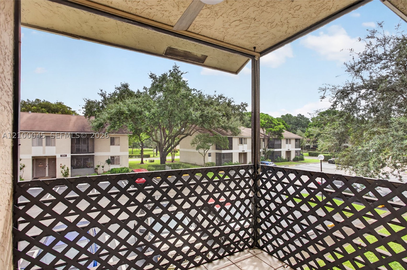 503 Gardens Dr 201 Property Photo 20