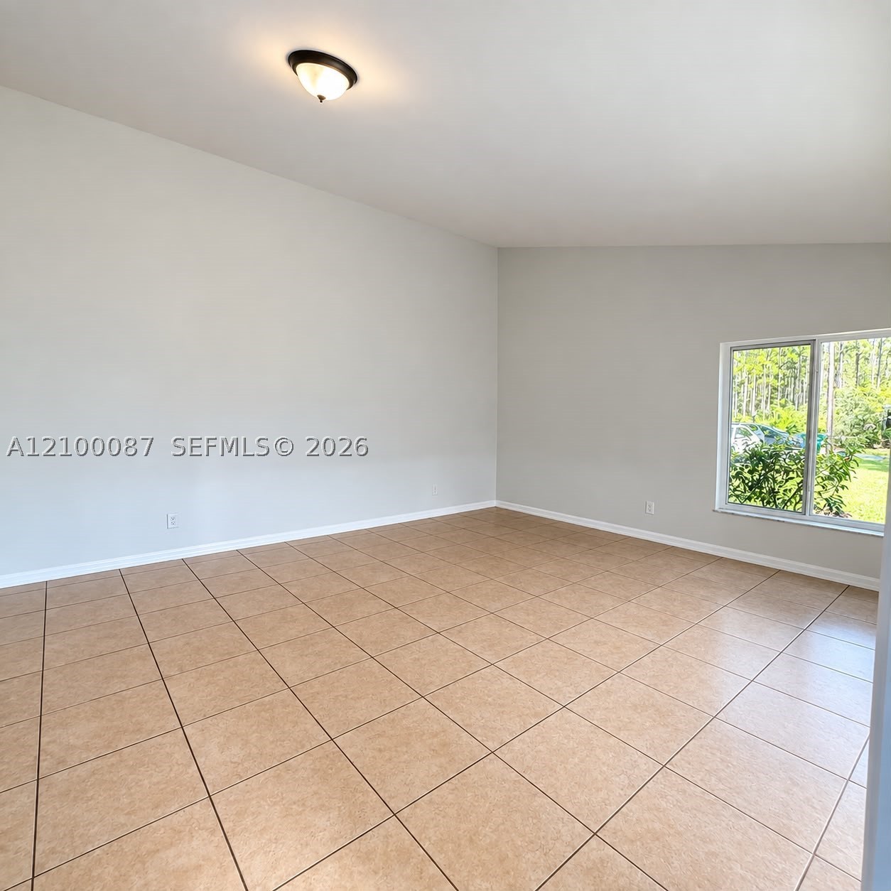 160 Sw 8th Ave 160 Property Photo 3