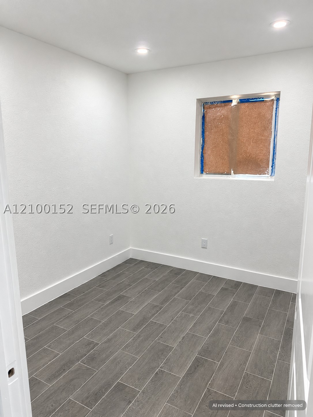 877 Nw 3rd St Property Photo 12