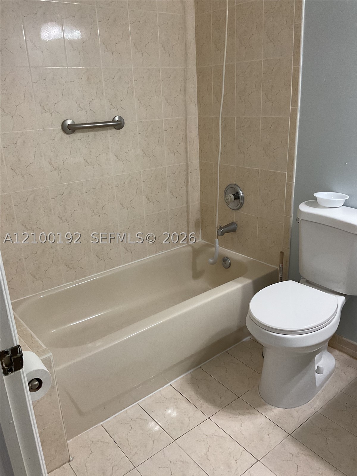 364 Ne 25th Pl 101 Property Photo 18
