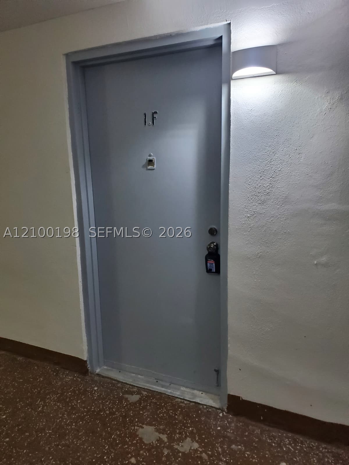 A12100198 Property Photo 7